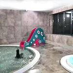 With River View, Sauna And Indoor Pool Appartement Dziwnów