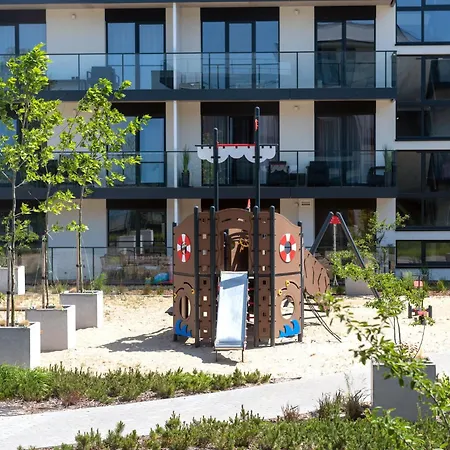 Appartement With River View, Sauna And Indoor Pool *